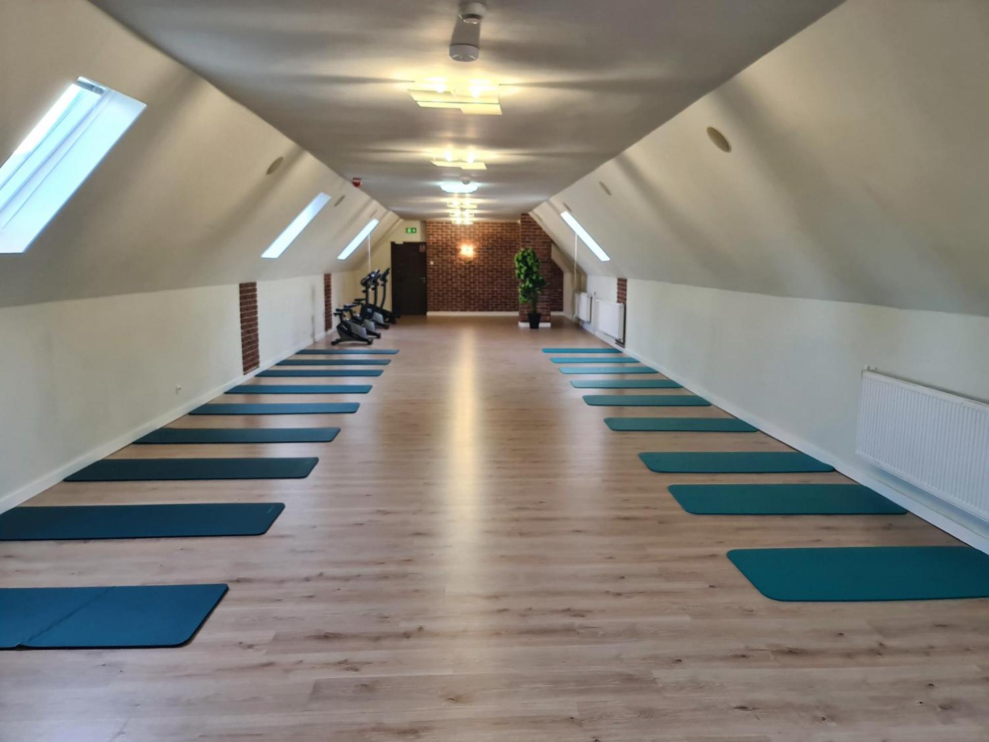 Hotel Kurpia Arte Nowogród Buitenkant foto