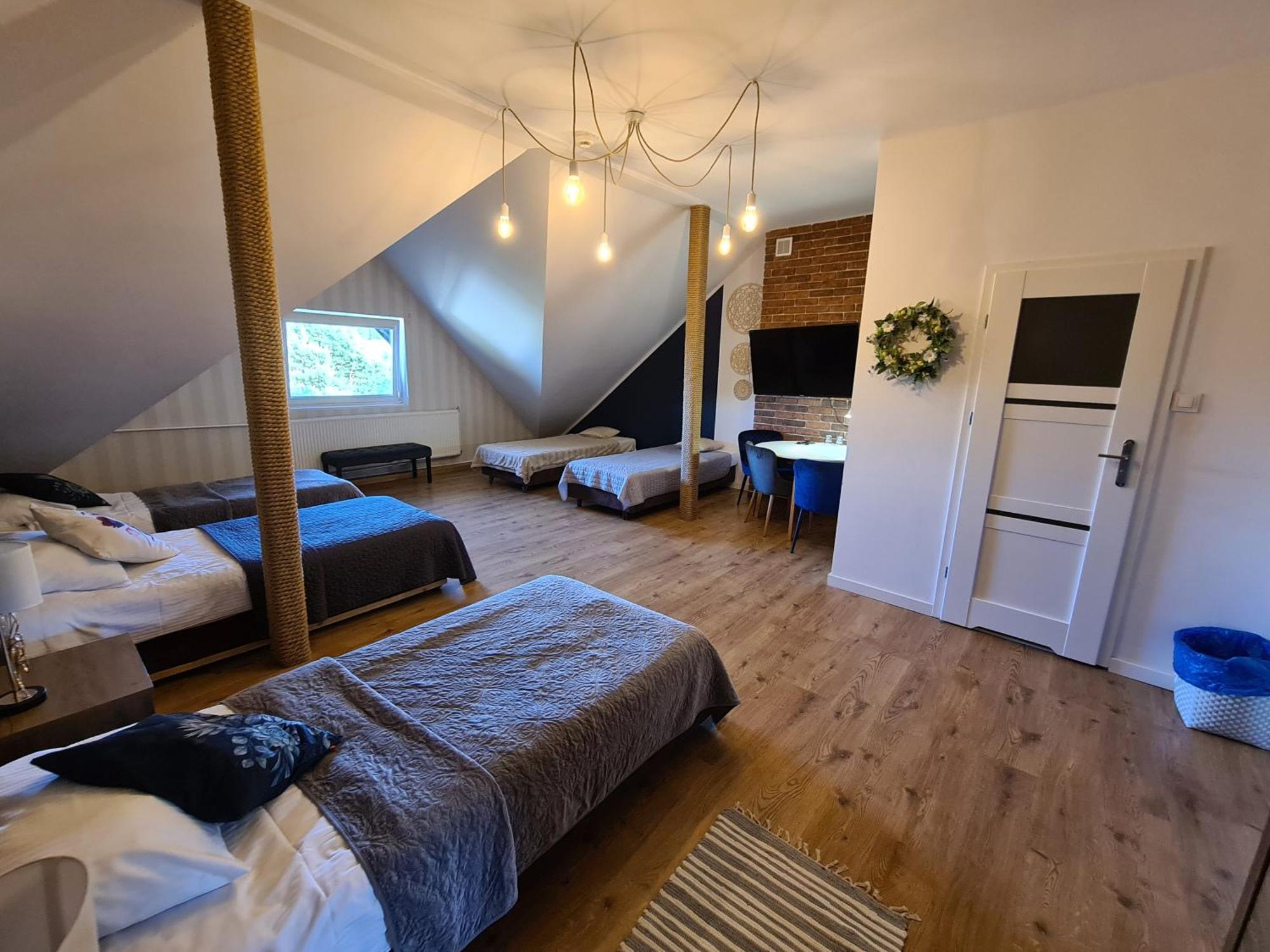 Hotel Kurpia Arte Nowogród Buitenkant foto