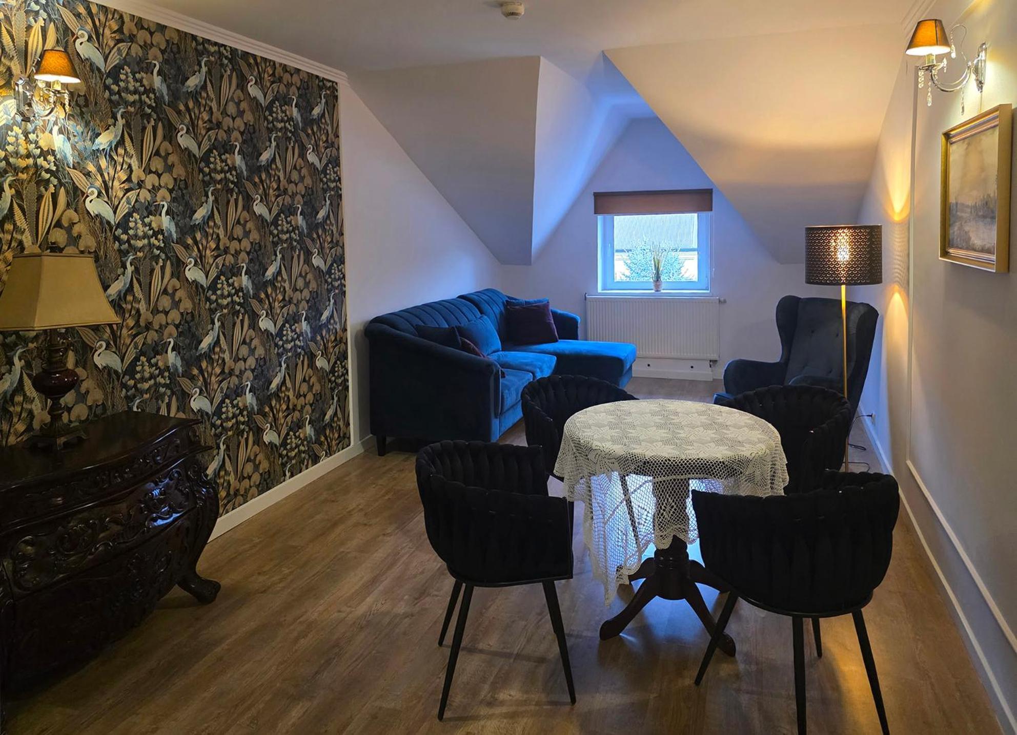 Hotel Kurpia Arte Nowogród Buitenkant foto