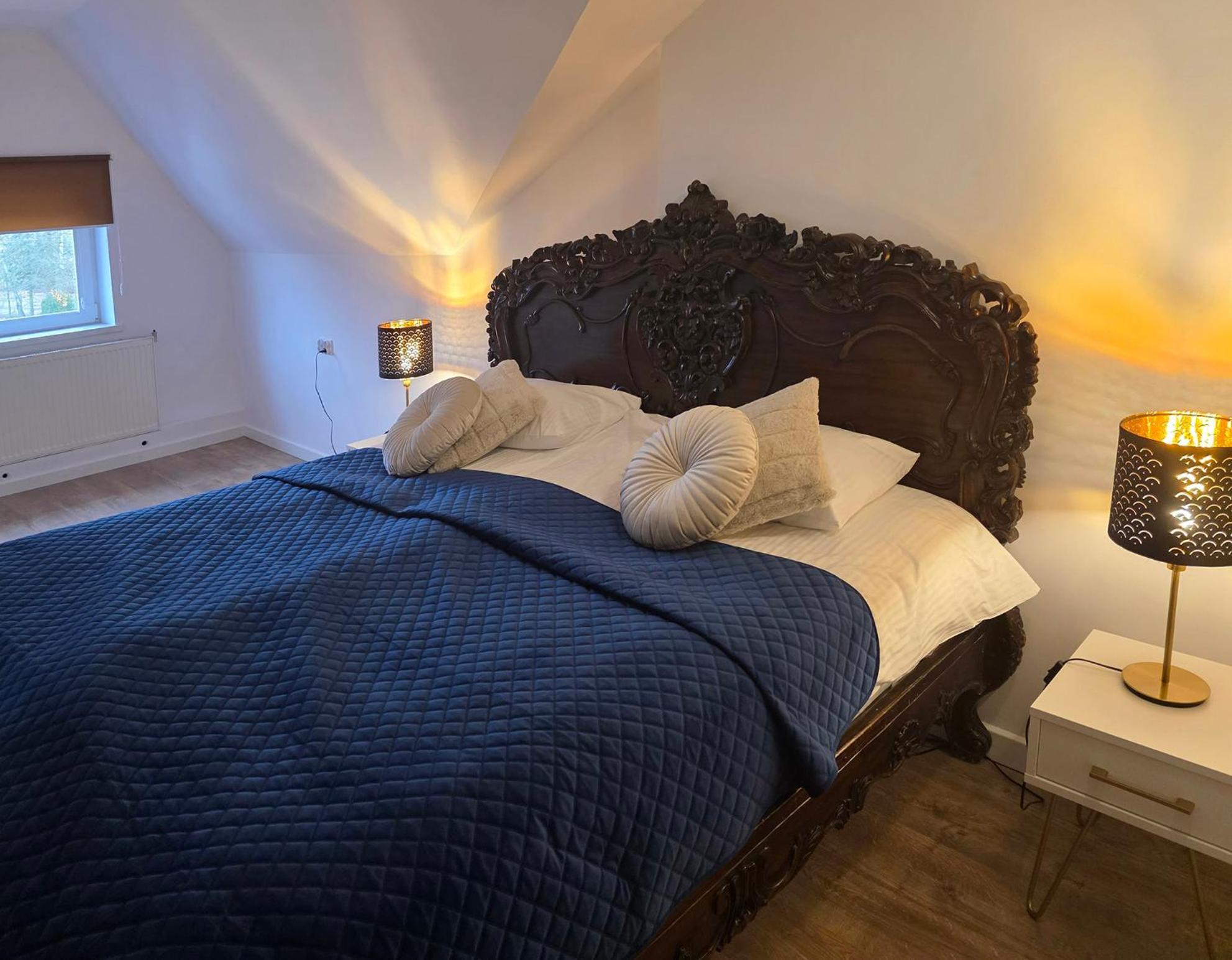 Hotel Kurpia Arte Nowogród Buitenkant foto